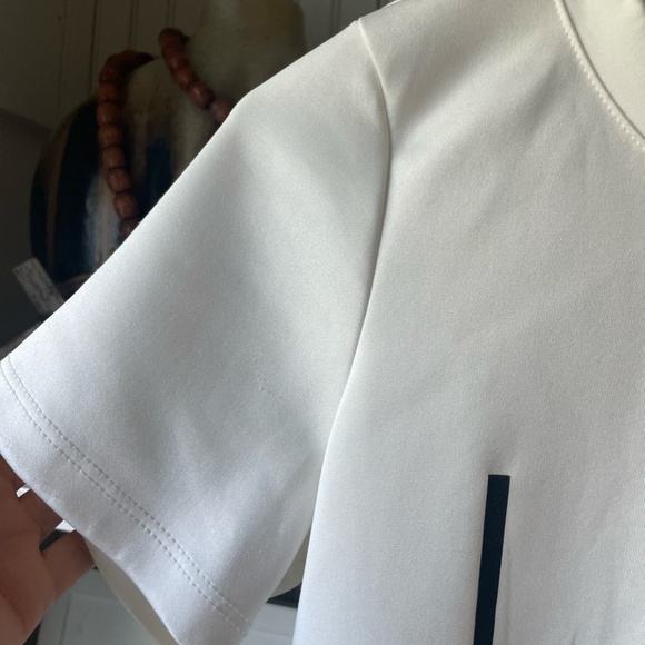 AKIRA CHICAGO RED LABEL "YOU LOOK A LOT LIKE MY NEXT BOYFRIEND" SHIRT SIZE SMALL - Picture 4 of 6